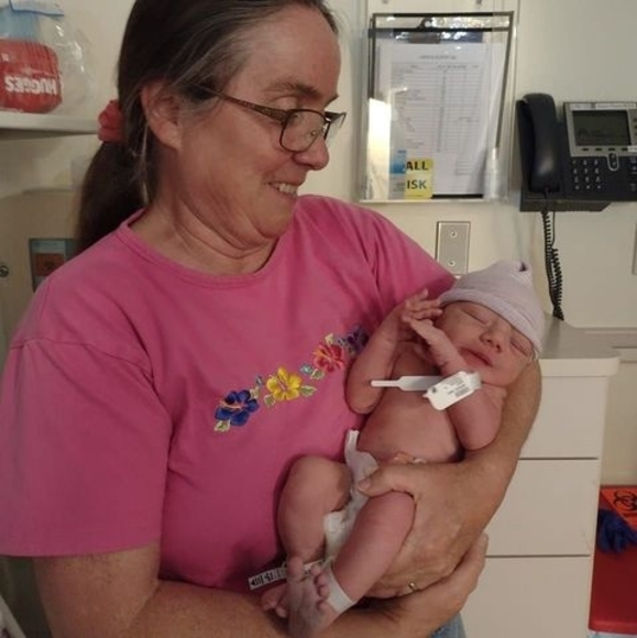 Meet your Posher, Lisa - Picture 1 of 1